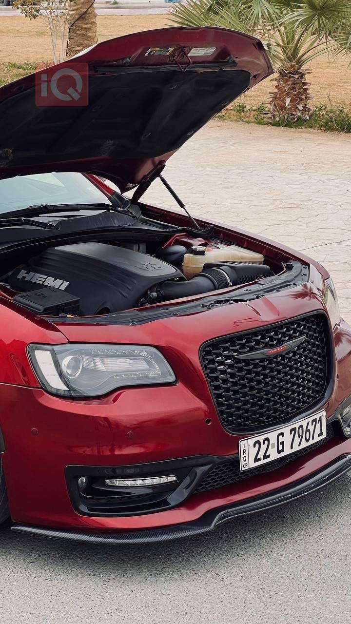 كرايسلر 300